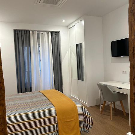Apartamentos Gravina Madrid Extérieur photo