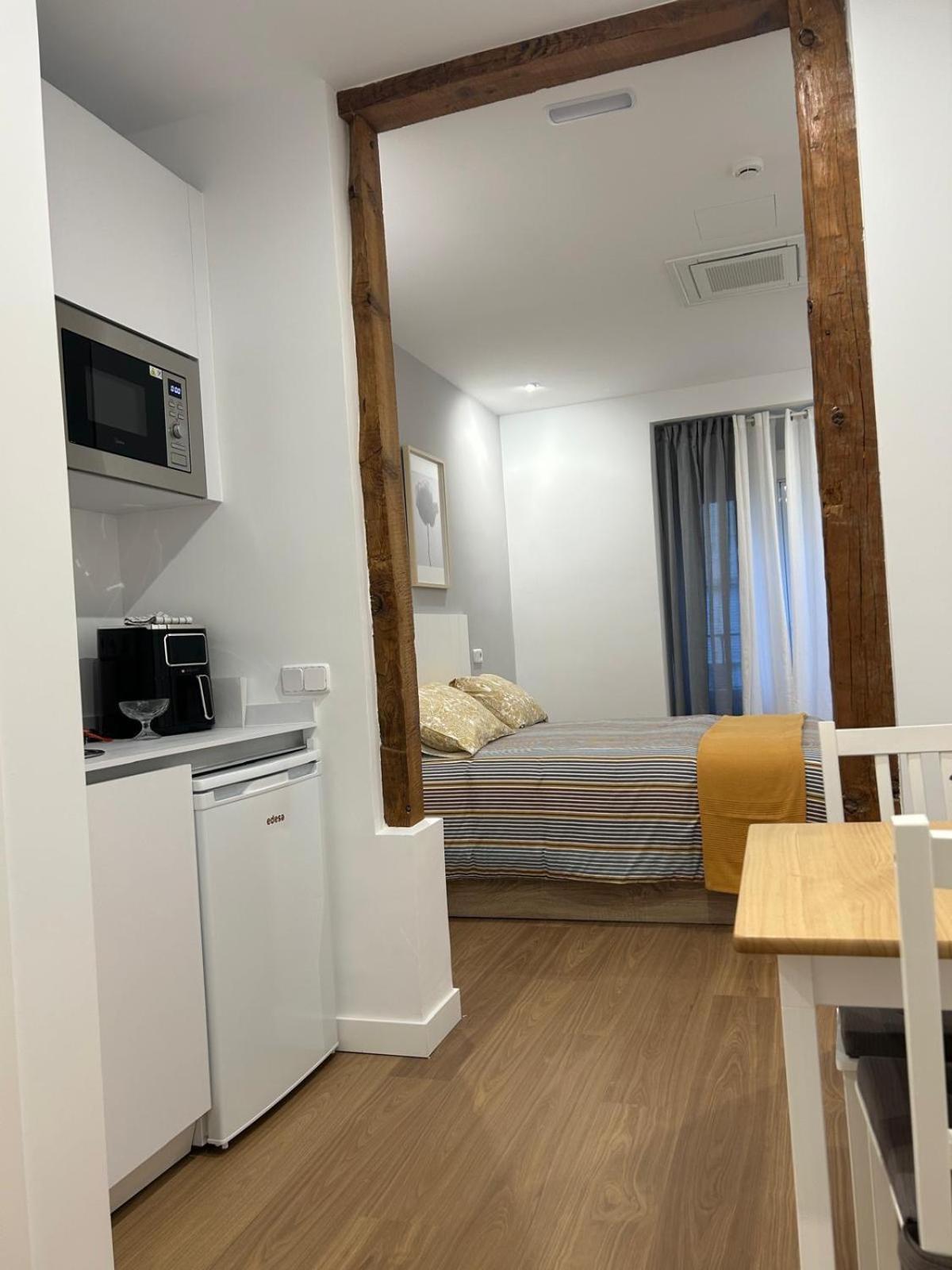 Apartamentos Gravina Madrid Extérieur photo
