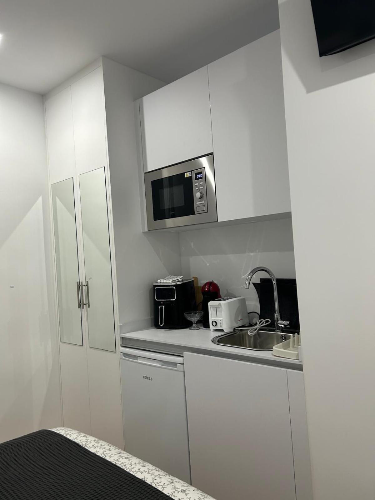 Apartamentos Gravina Madrid Extérieur photo