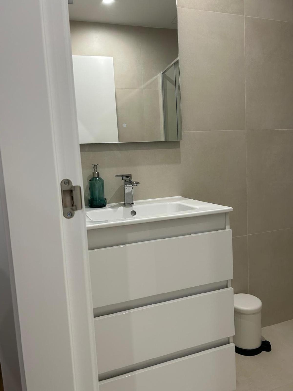 Apartamentos Gravina Madrid Extérieur photo